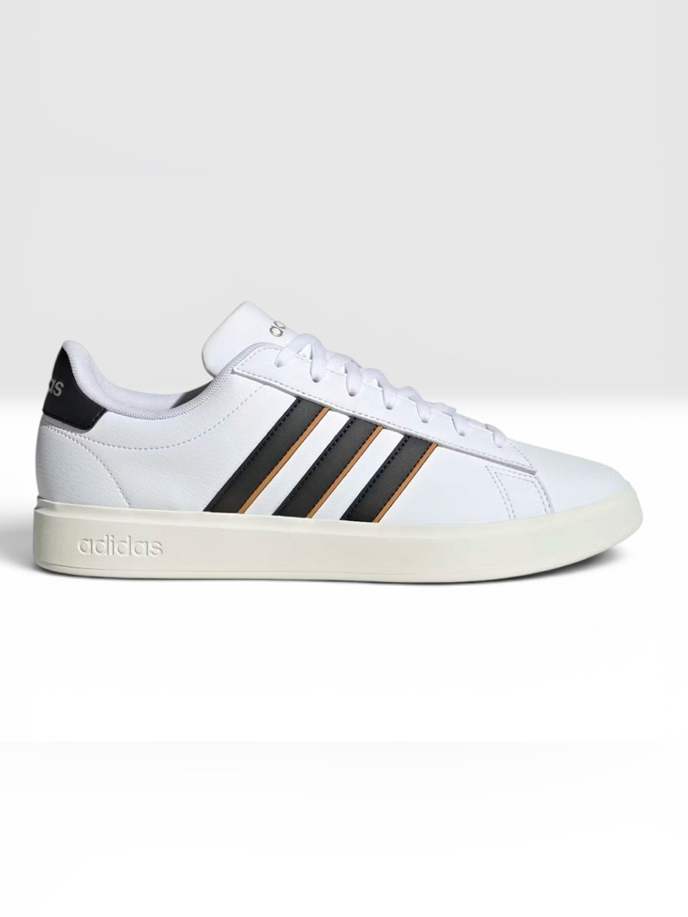 Adidas Grand Court 2.0. White/ Black/Orange Men’s Size 10 / Size 11 Women NEW
